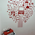 SL-Complete type writter with graphic on the wall